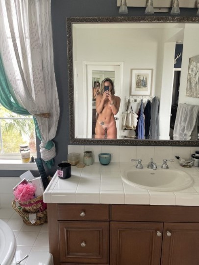 Tori Black  nude photo