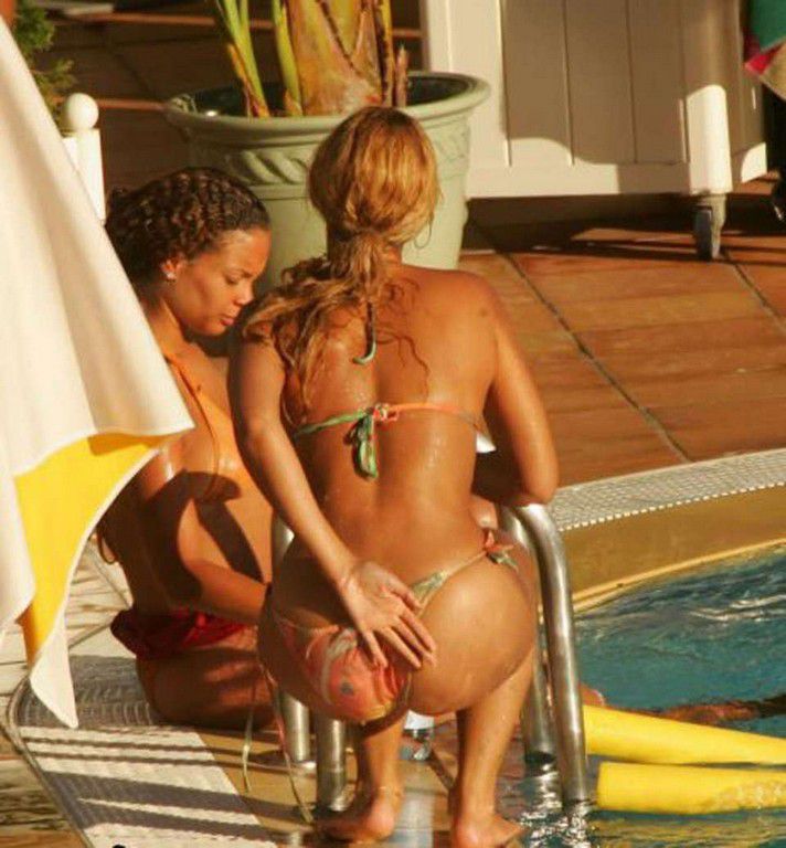 Beyonce Bikini Ass  nude photo