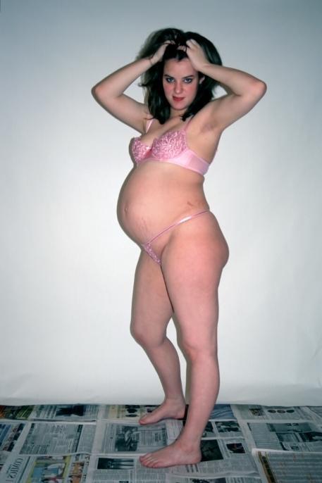 Hot Girls Showing Belly  nude photo