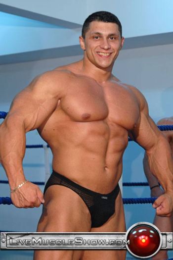 Huge Gay Big Pec Muscle  nude photo