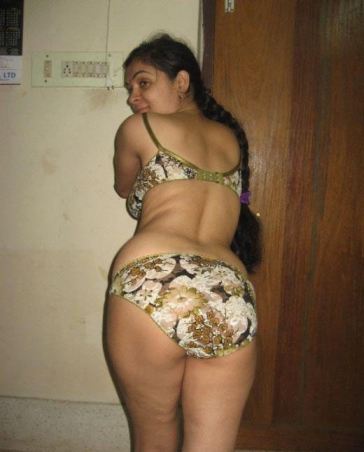 Indian Aunty Bra Panty  nude photo