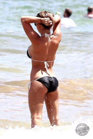 Jessie James Decker Naked  nude photo