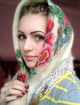 Julia Vins  nude photo