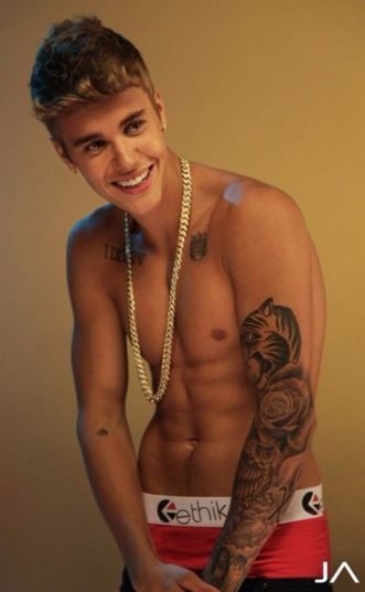 Justin Bieber Lolly  nude photo