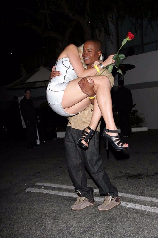 Karissa Shannon Upskirt  nude photo