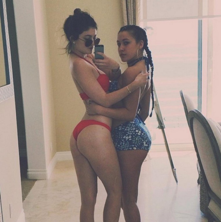 Kylie Jenner Bikini Nude  nude photo