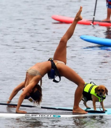 Leilani Dowding Paddleboard  nude photo