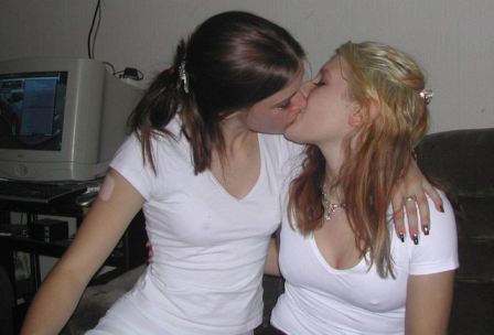 Lesbian Girls Kissing Jb  nude photo