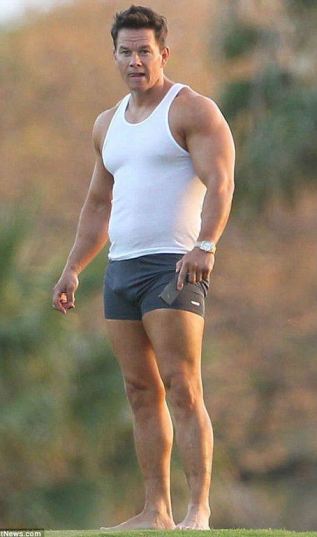 Mark Wahlberg Calvin  nude photo