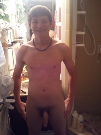 Matthew Lush Shirtless  nude photo