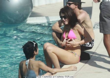 Miley Cyrus Tattoo Bikini  nude photo