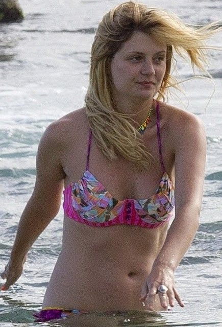 Mischa Barton Hot Bikini  nude photo