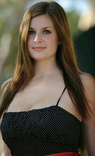 Most Beautiful Arab Girl  nude photo