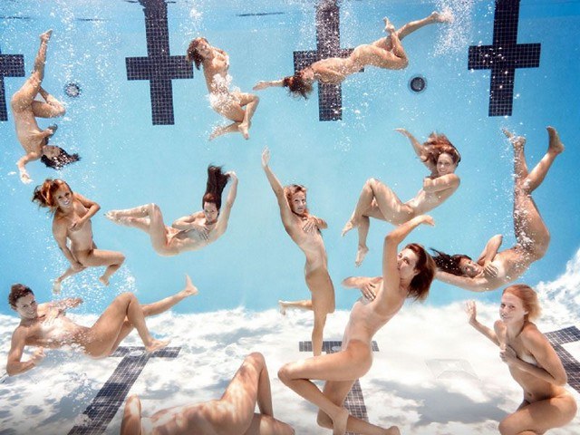 Naked Woman Water Polo Team  nude photo