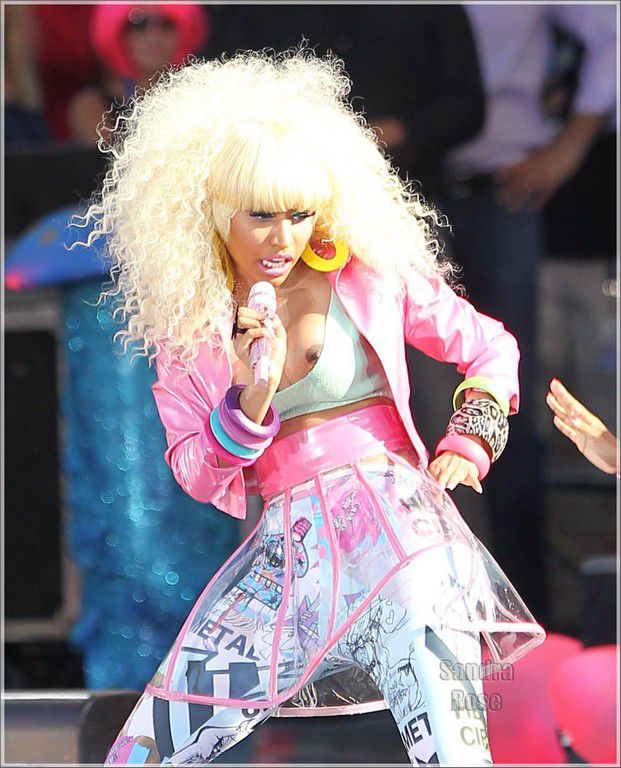 Nicki Minaj Nip  nude photo