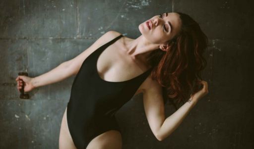 Nicole Vaunt Girl Pose  nude photo