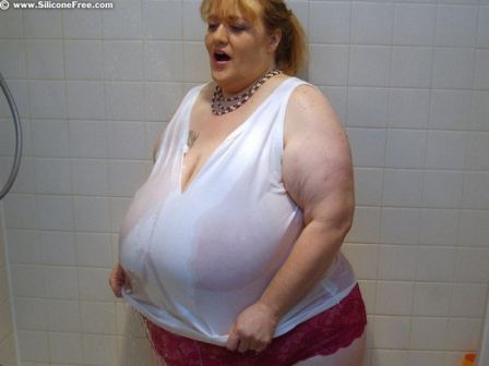 Old Bitches With Big Tits  nude photo