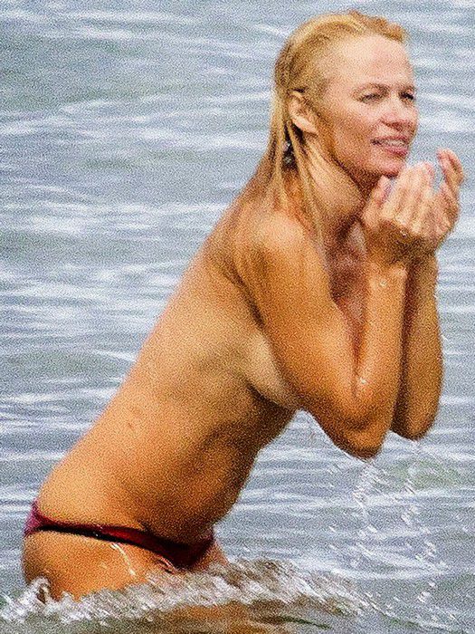 Pamela Anderson Topless Beach  nude photo